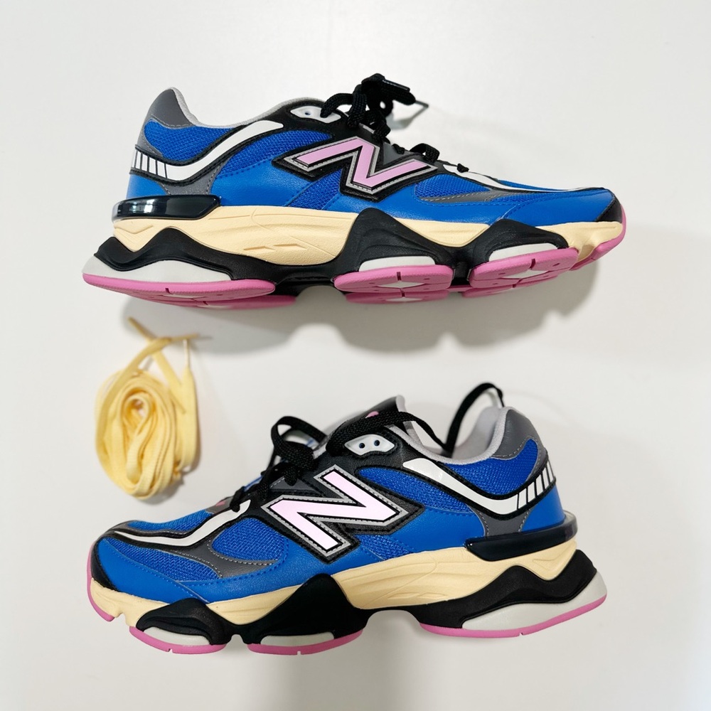 SOLD Men’s New Balance 9060 size 11 like-new, comes with extra laces
